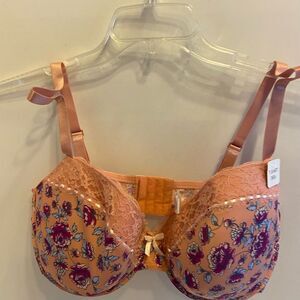 Love affair new t shirt‎ bra size 42D roses